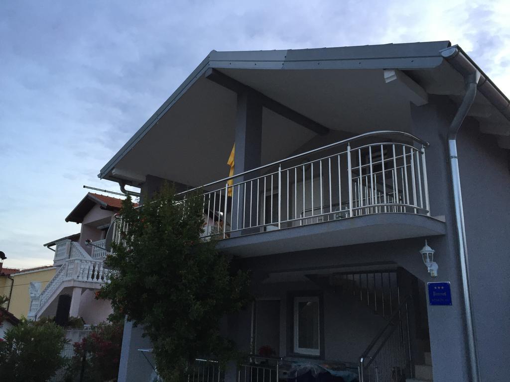 Haus Hanna Vodice Exterior photo