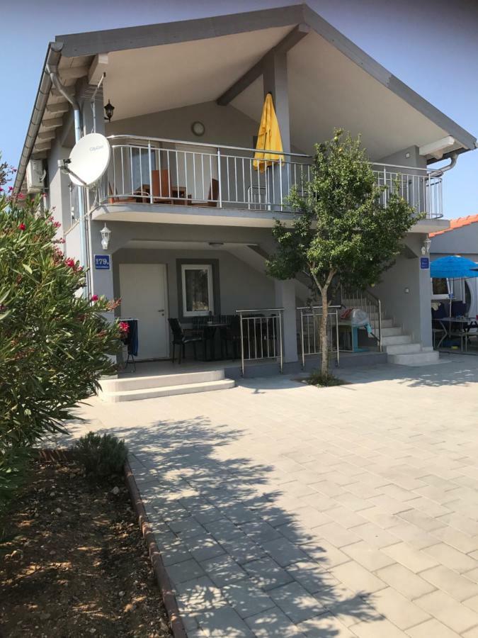 Haus Hanna Vodice Exterior photo